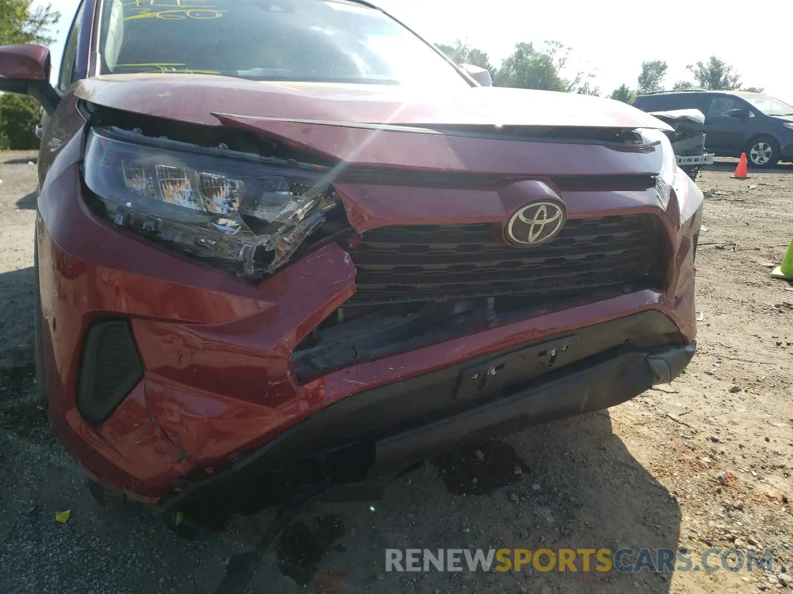 9 Photograph of a damaged car 2T3K1RFVXMW142824 TOYOTA RAV4 2021