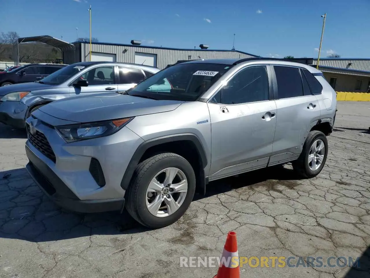 1 Фотография поврежденного автомобиля 2T3M6RFV2MW013499 TOYOTA RAV4 2021