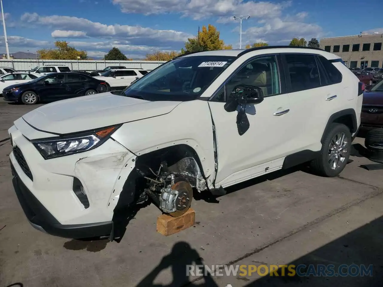 1 Photograph of a damaged car 2T3N1RFV1MW140618 TOYOTA RAV4 2021