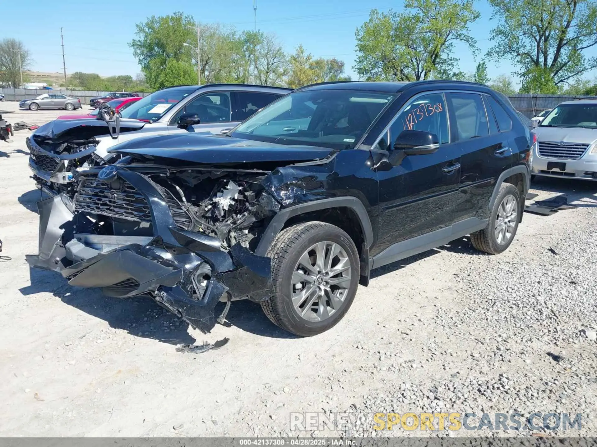 2 Фотография поврежденного автомобиля 2T3N1RFV2MC237098 TOYOTA RAV4 2021
