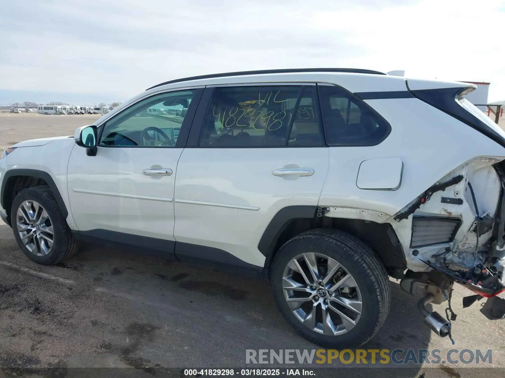14 Фотография поврежденного автомобиля 2T3N1RFV4MW164430 TOYOTA RAV4 2021