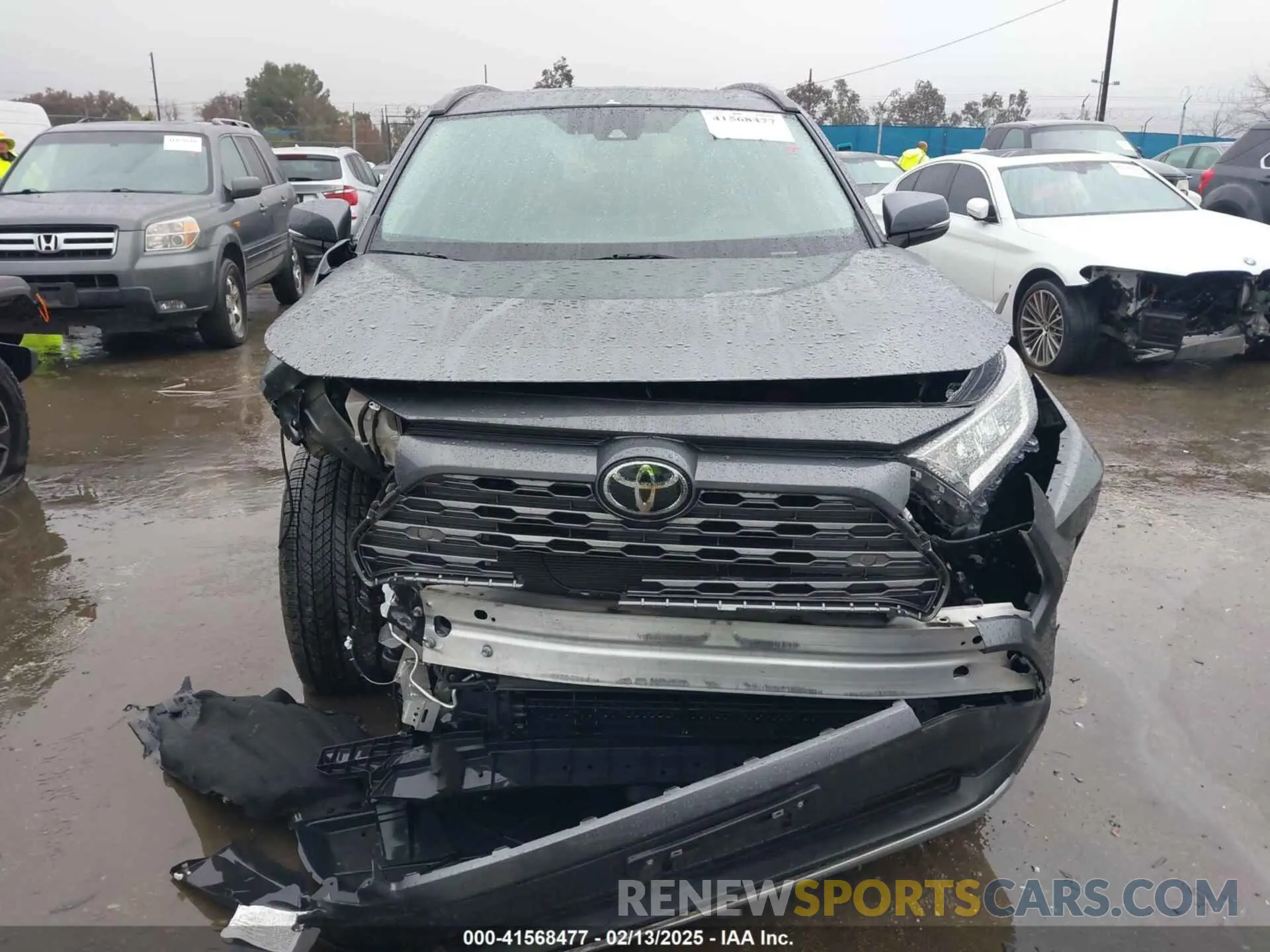 12 Photograph of a damaged car 2T3N1RFV9MC226423 TOYOTA RAV4 2021