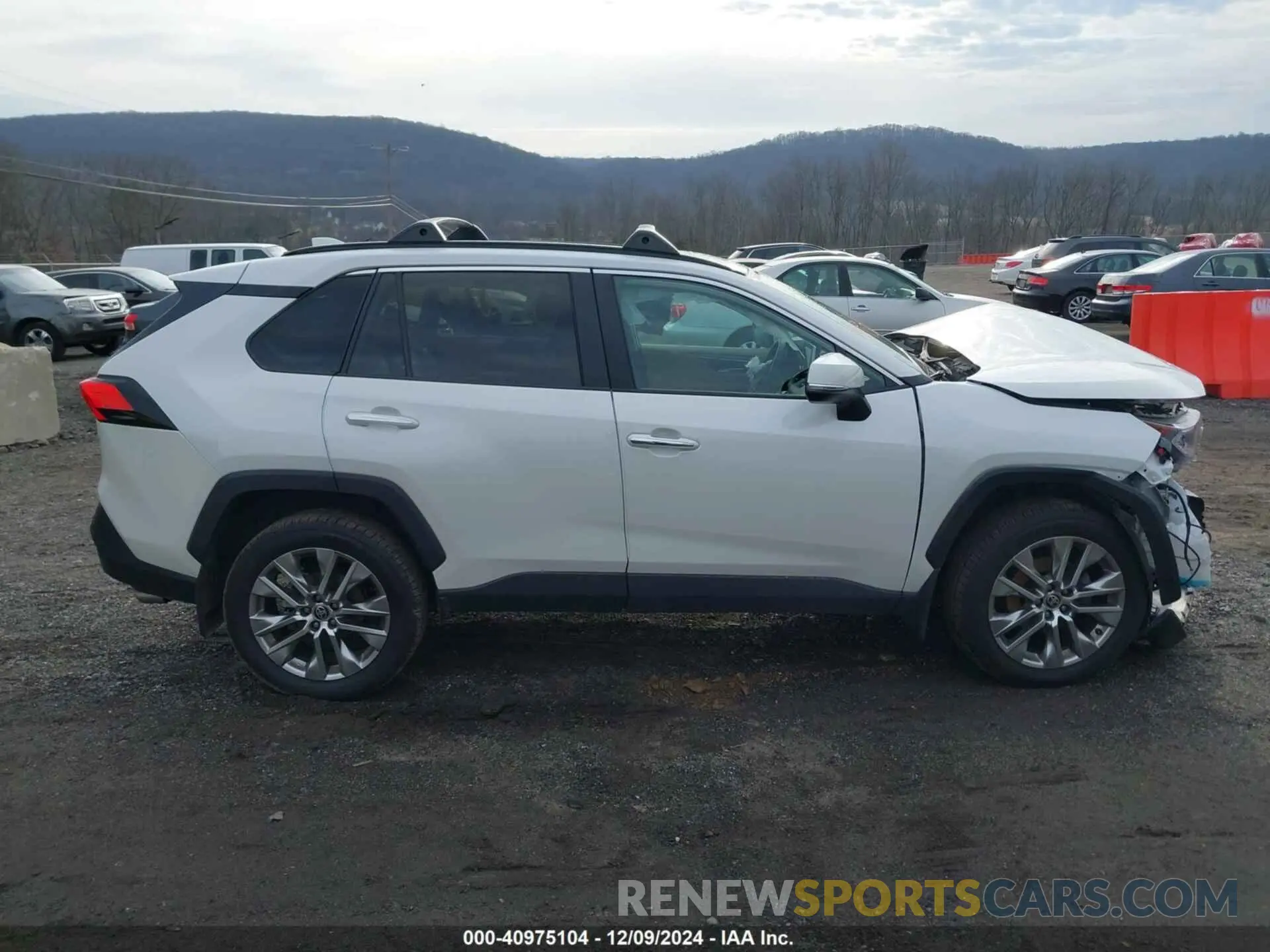 13 Фотография поврежденного автомобиля 2T3N1RFVXMW241074 TOYOTA RAV4 2021