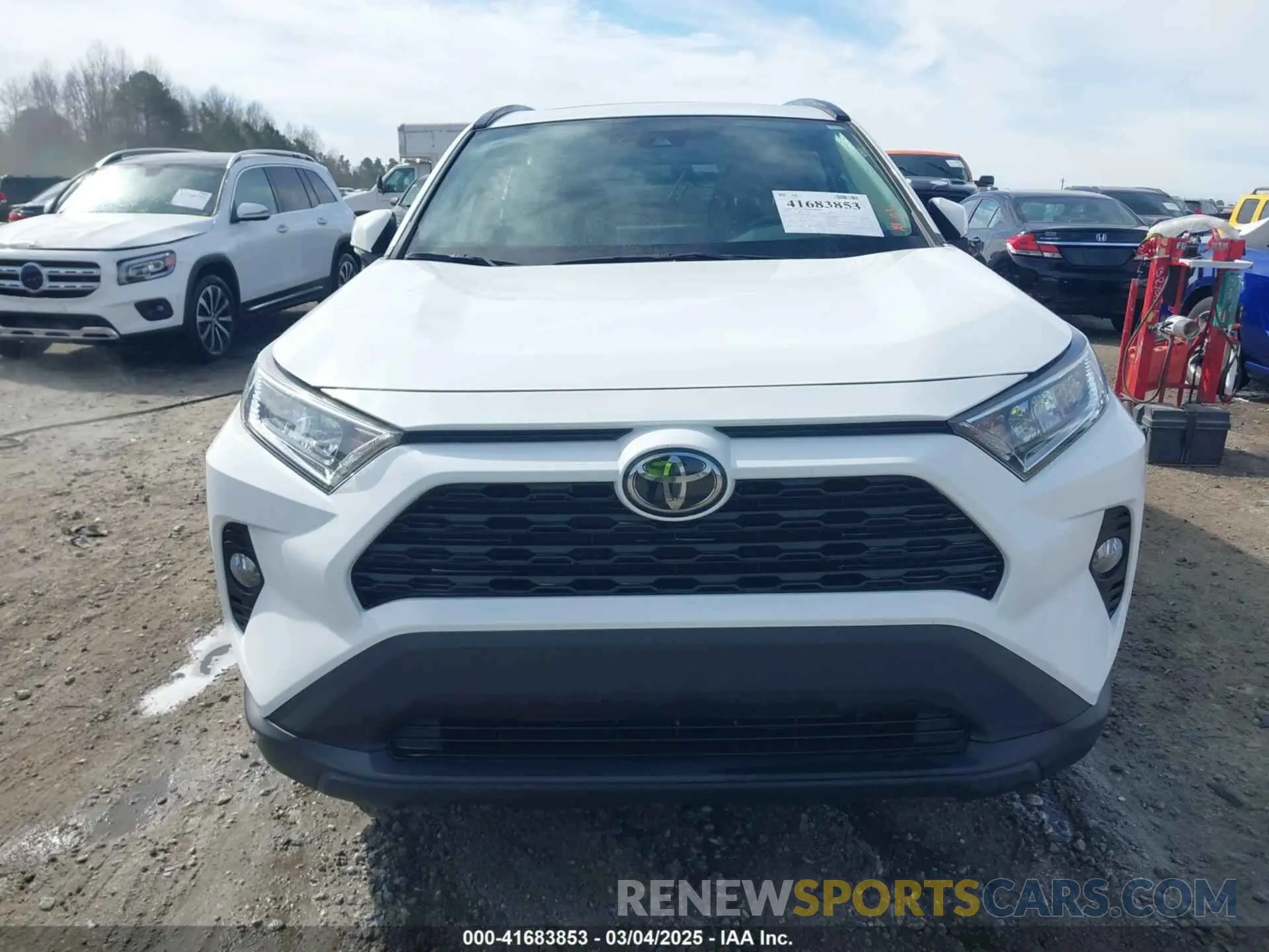 11 Фотография поврежденного автомобиля 2T3P1RFV0MC153905 TOYOTA RAV4 2021