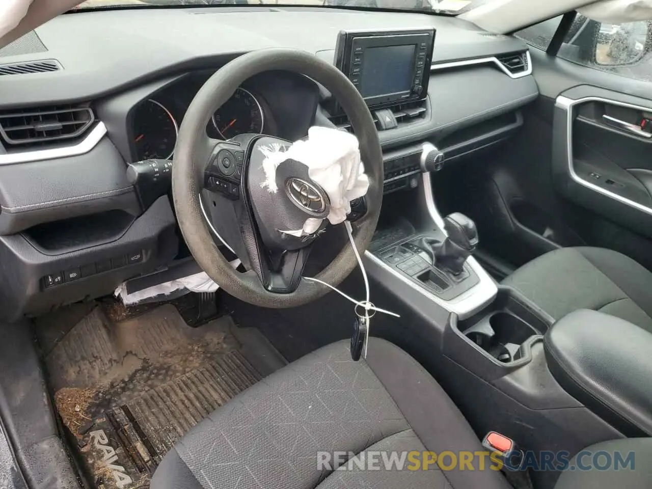 8 Photograph of a damaged car 2T3P1RFV0MC154519 TOYOTA RAV4 2021