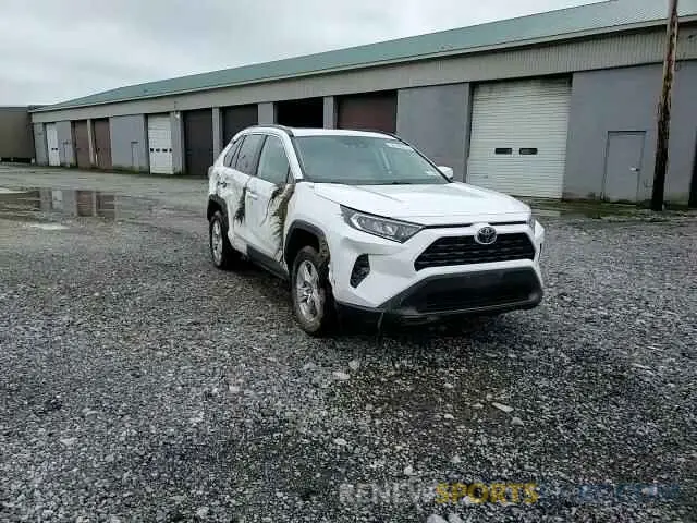 14 Photograph of a damaged car 2T3P1RFV0MC161048 TOYOTA RAV4 2021