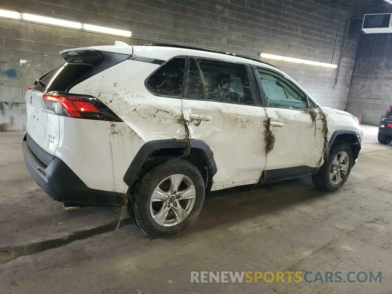 3 Photograph of a damaged car 2T3P1RFV0MC161048 TOYOTA RAV4 2021