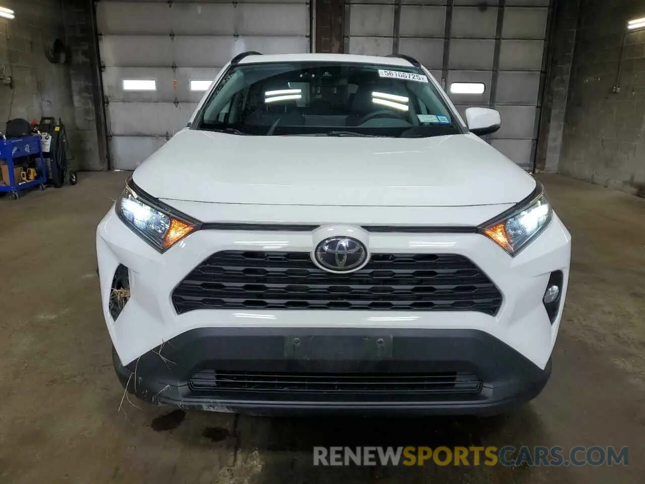 5 Photograph of a damaged car 2T3P1RFV0MC161048 TOYOTA RAV4 2021