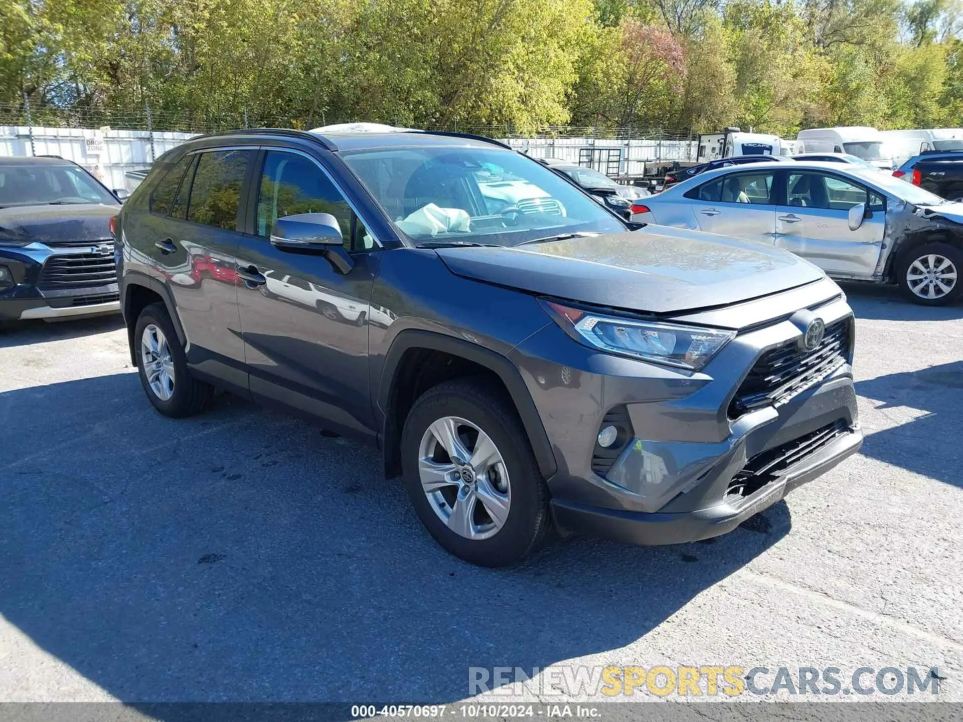 1 Photograph of a damaged car 2T3P1RFV0MC186399 TOYOTA RAV4 2021