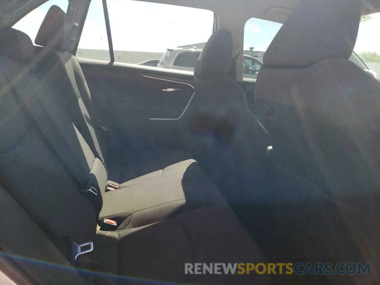 11 Фотография поврежденного автомобиля 2T3P1RFV0MC227744 TOYOTA RAV4 2021