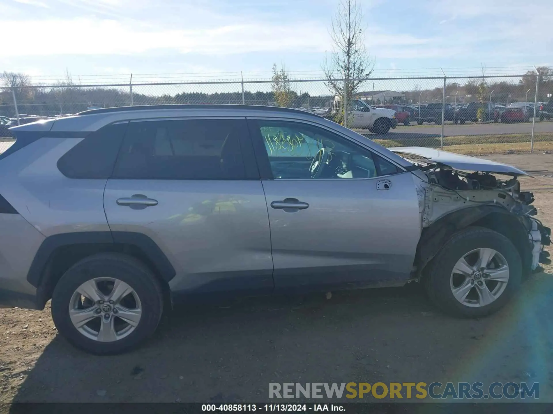 14 Photograph of a damaged car 2T3P1RFV0MW182433 TOYOTA RAV4 2021