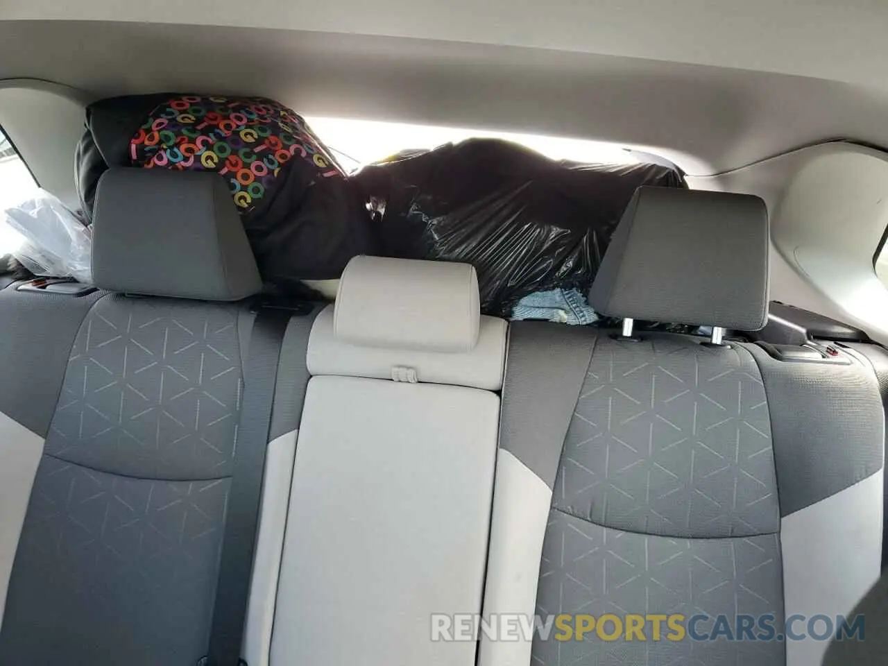 10 Фотография поврежденного автомобиля 2T3P1RFV0MW196526 TOYOTA RAV4 2021