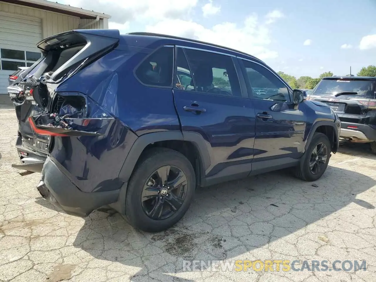 3 Фотография поврежденного автомобиля 2T3P1RFV0MW196526 TOYOTA RAV4 2021