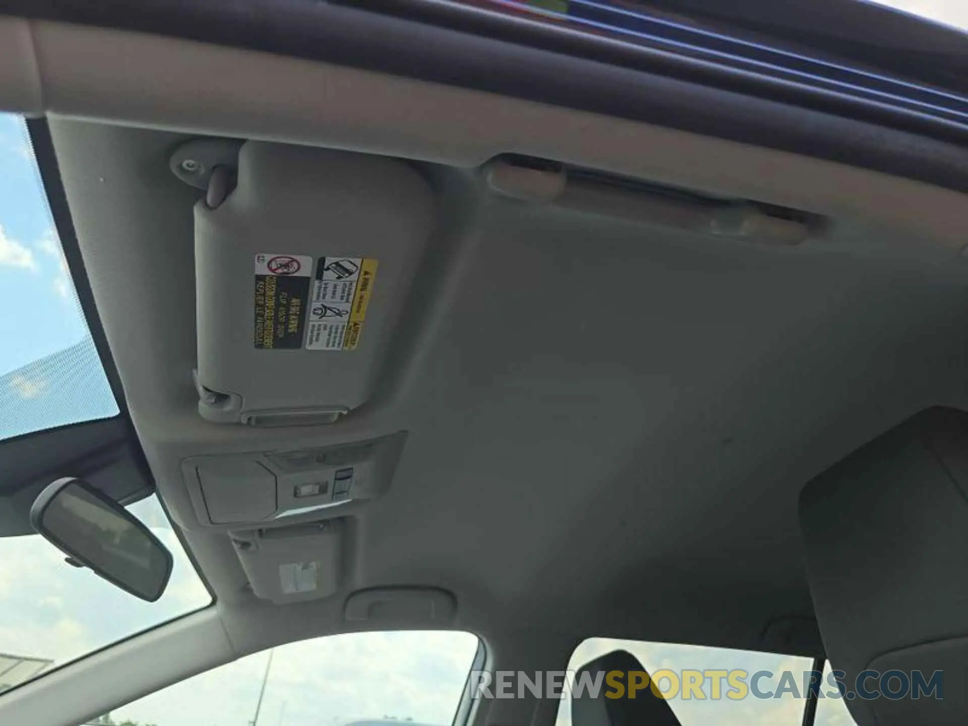 15 Photograph of a damaged car 2T3P1RFV0MW225619 TOYOTA RAV4 2021