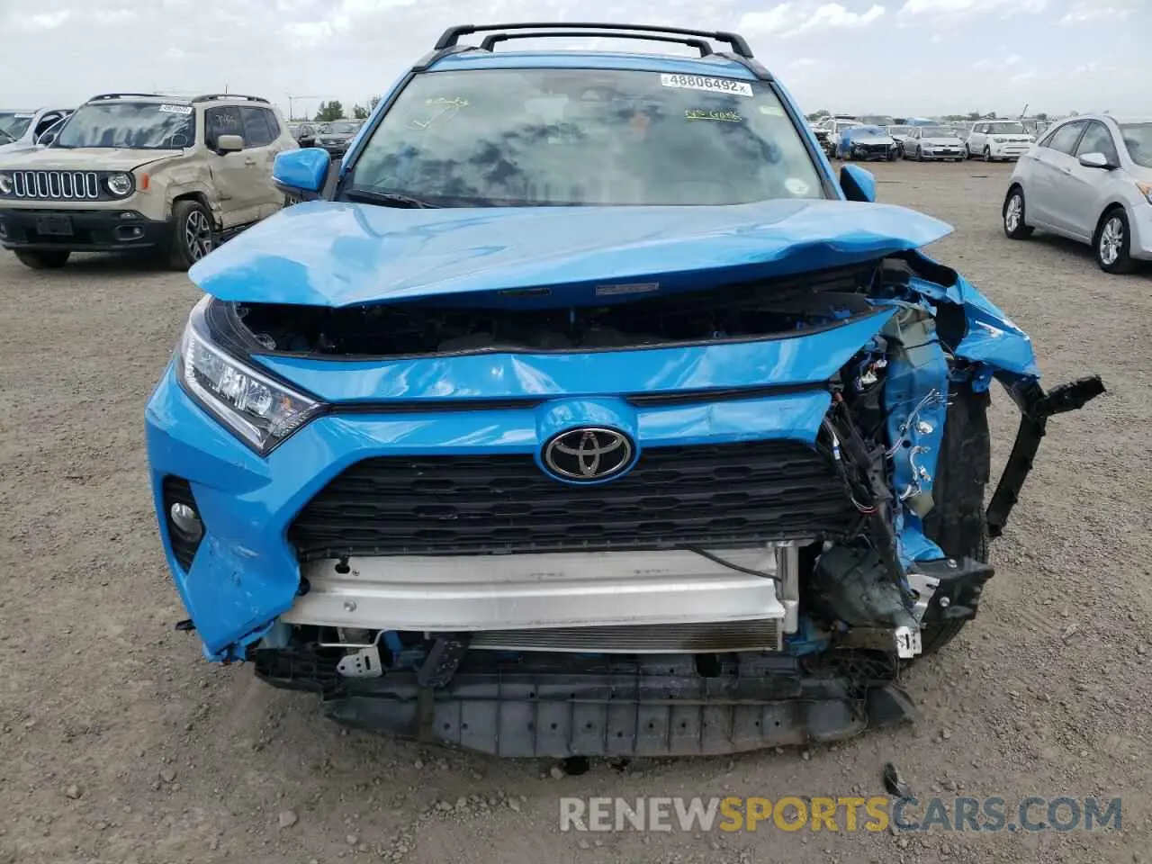 9 Photograph of a damaged car 2T3P1RFV0MW238564 TOYOTA RAV4 2021