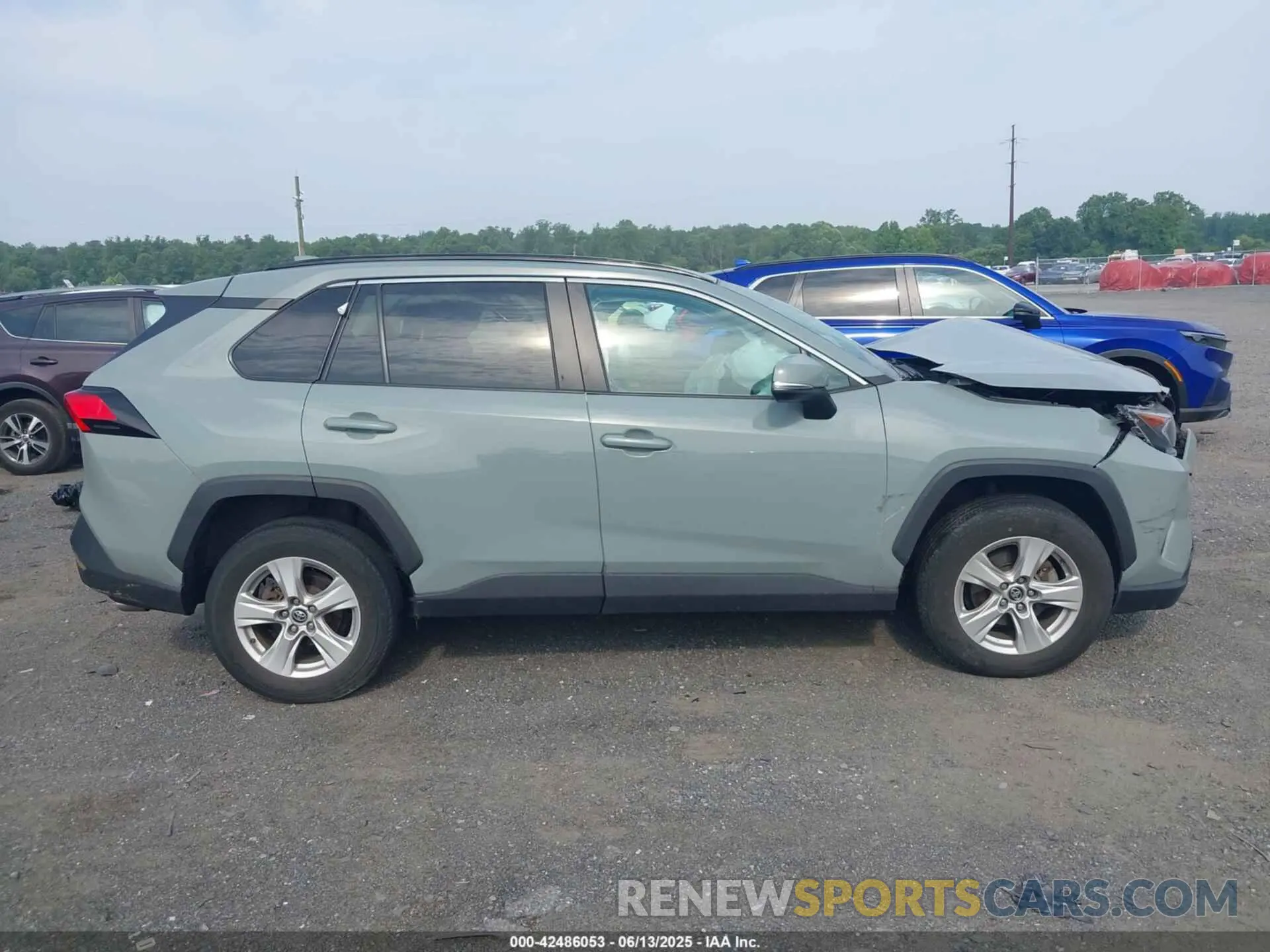 13 Photograph of a damaged car 2T3P1RFV1MC141164 TOYOTA RAV4 2021