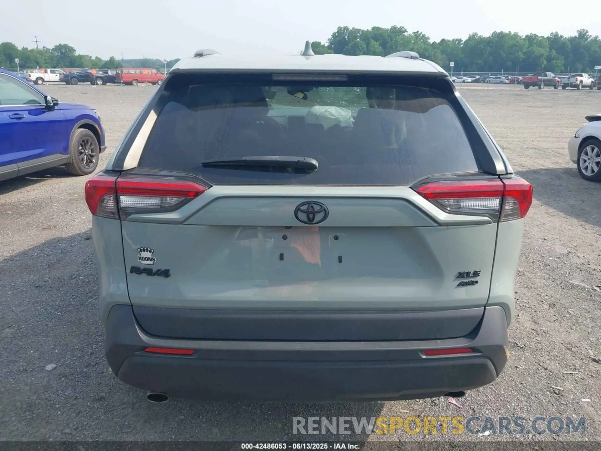 16 Photograph of a damaged car 2T3P1RFV1MC141164 TOYOTA RAV4 2021