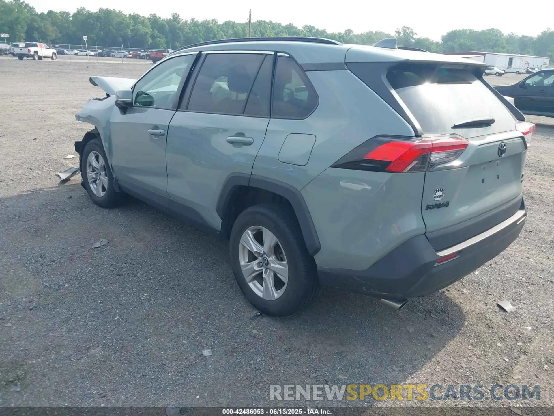 3 Photograph of a damaged car 2T3P1RFV1MC141164 TOYOTA RAV4 2021