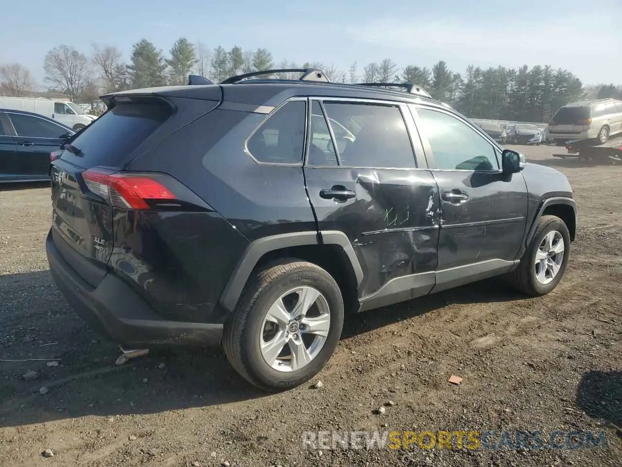 3 Фотография поврежденного автомобиля 2T3P1RFV1MC200455 TOYOTA RAV4 2021