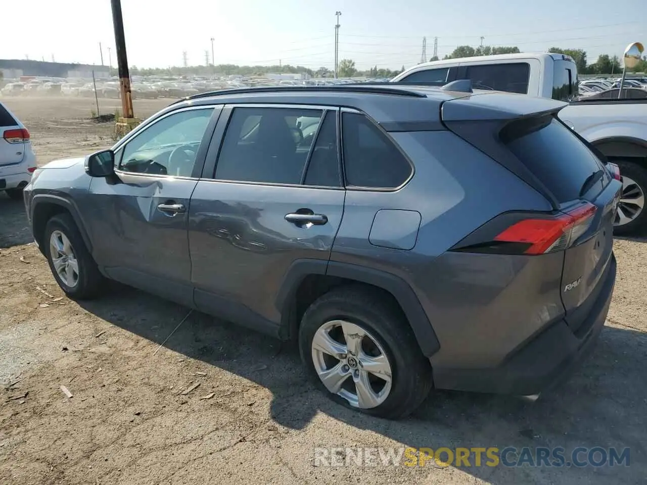 2 Фотография поврежденного автомобиля 2T3P1RFV1MC224531 TOYOTA RAV4 2021