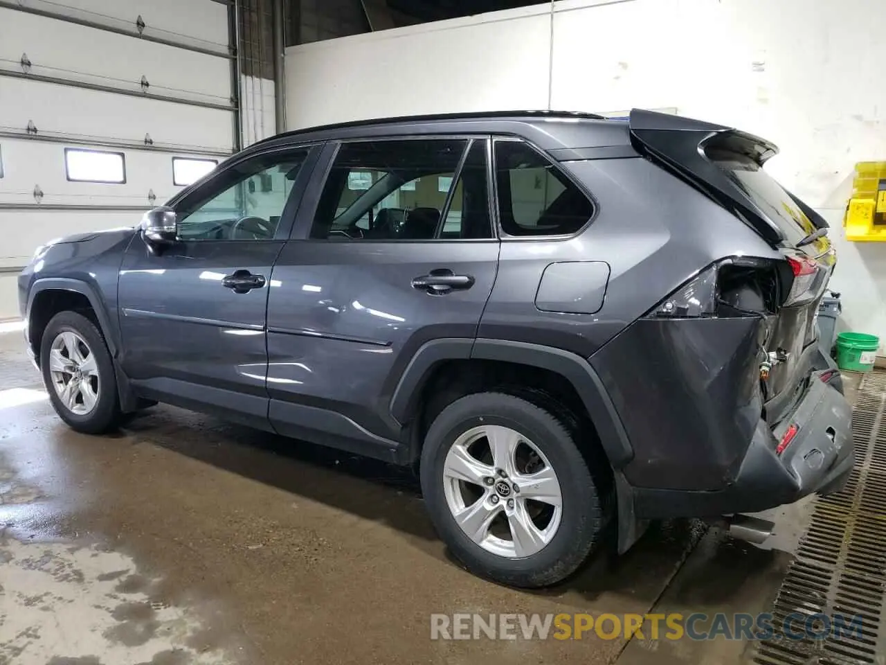 2 Фотография поврежденного автомобиля 2T3P1RFV1MC244665 TOYOTA RAV4 2021