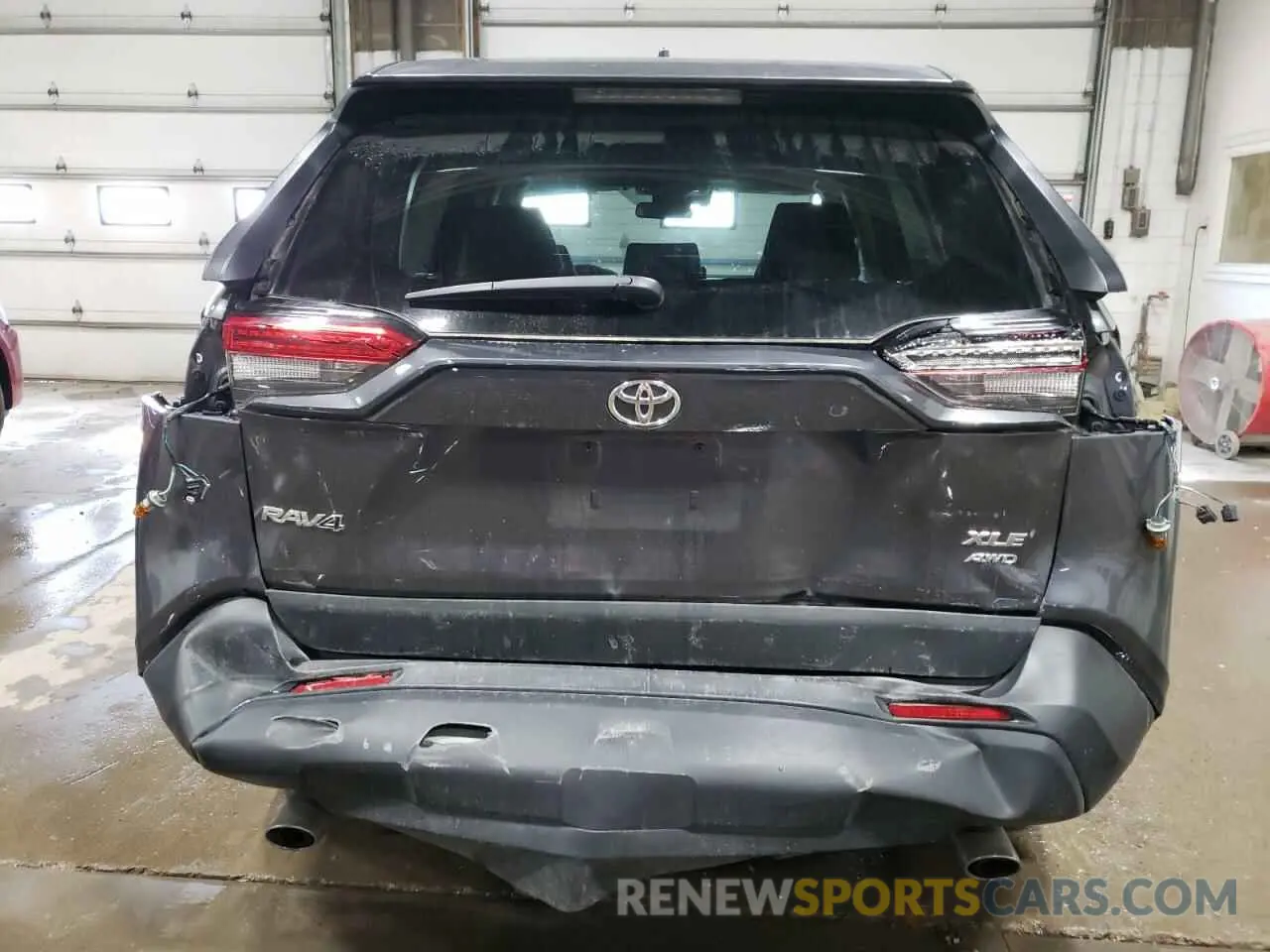 6 Фотография поврежденного автомобиля 2T3P1RFV1MC244665 TOYOTA RAV4 2021