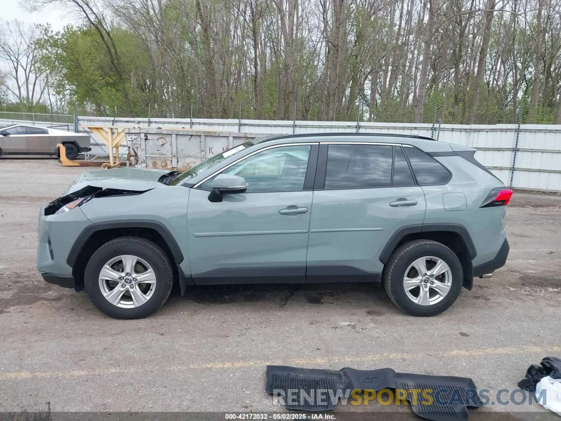 14 Photograph of a damaged car 2T3P1RFV1MW216783 TOYOTA RAV4 2021