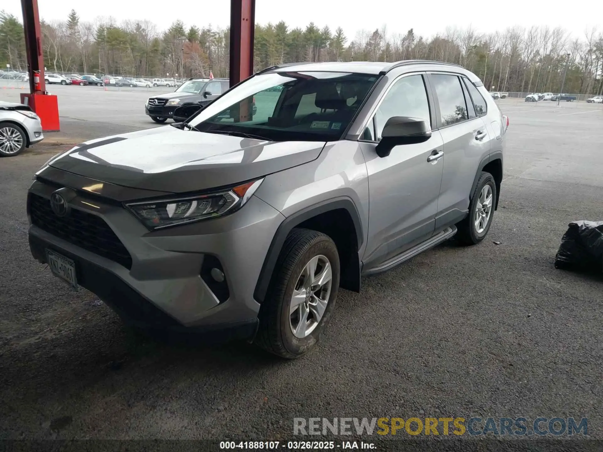 2 Photograph of a damaged car 2T3P1RFV2MC231259 TOYOTA RAV4 2021