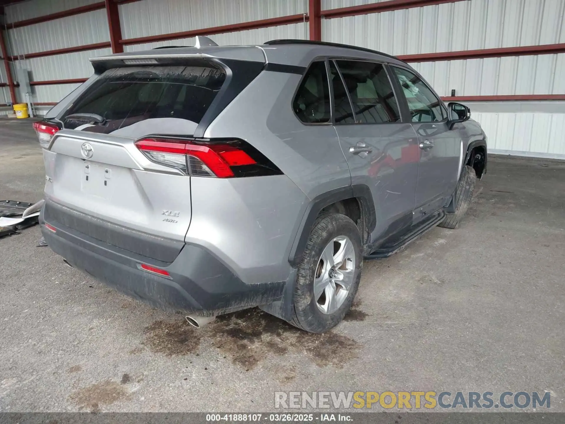 4 Photograph of a damaged car 2T3P1RFV2MC231259 TOYOTA RAV4 2021