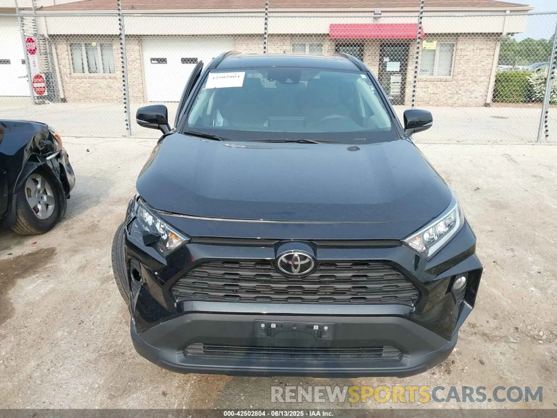 12 Photograph of a damaged car 2T3P1RFV2MC239538 TOYOTA RAV4 2021