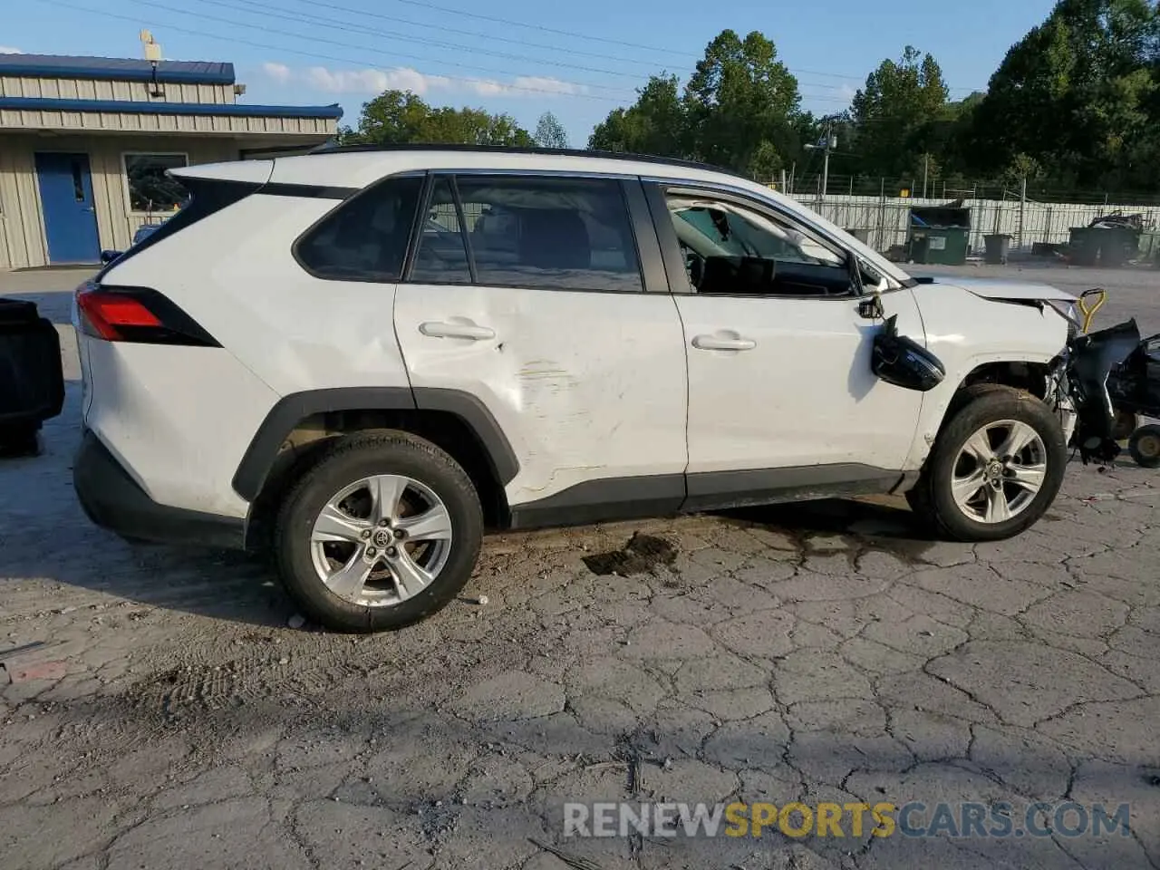3 Фотография поврежденного автомобиля 2T3P1RFV2MC244559 TOYOTA RAV4 2021