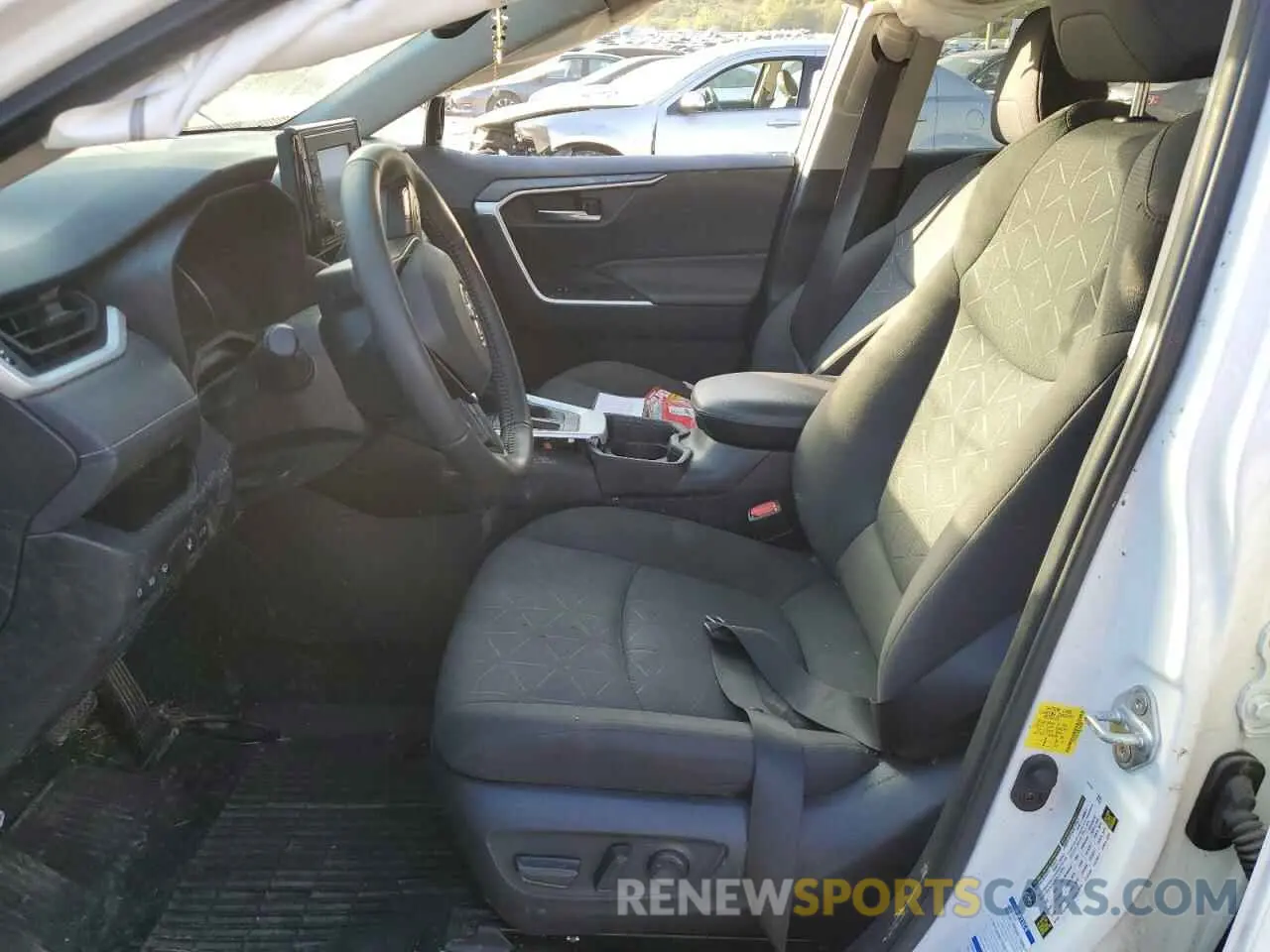 7 Фотография поврежденного автомобиля 2T3P1RFV2MC244559 TOYOTA RAV4 2021