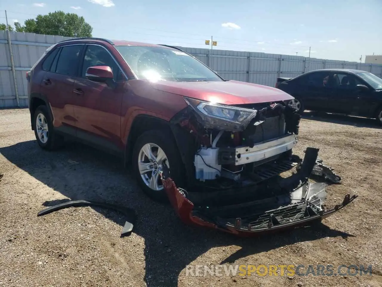1 Фотография поврежденного автомобиля 2T3P1RFV2MW151457 TOYOTA RAV4 2021