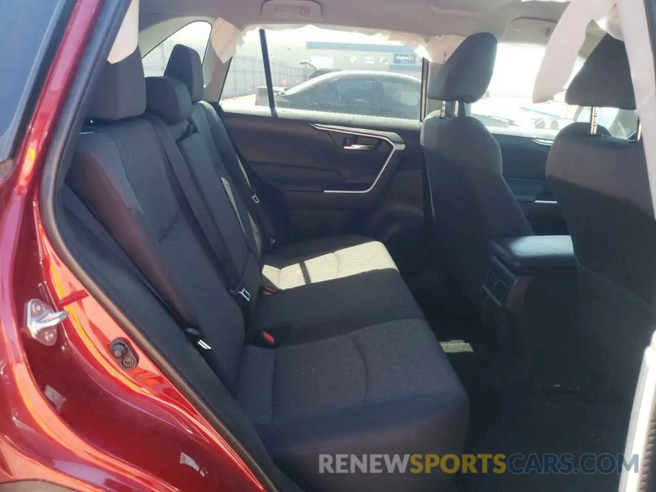 6 Фотография поврежденного автомобиля 2T3P1RFV2MW151457 TOYOTA RAV4 2021
