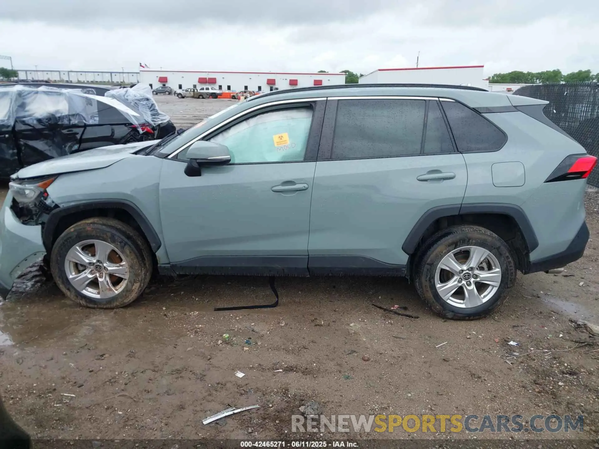 15 Photograph of a damaged car 2T3P1RFV2MW186466 TOYOTA RAV4 2021