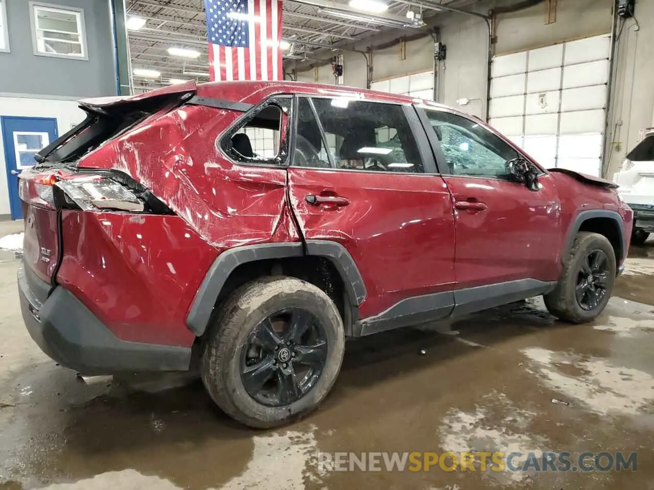 3 Photograph of a damaged car 2T3P1RFV2MW205016 TOYOTA RAV4 2021