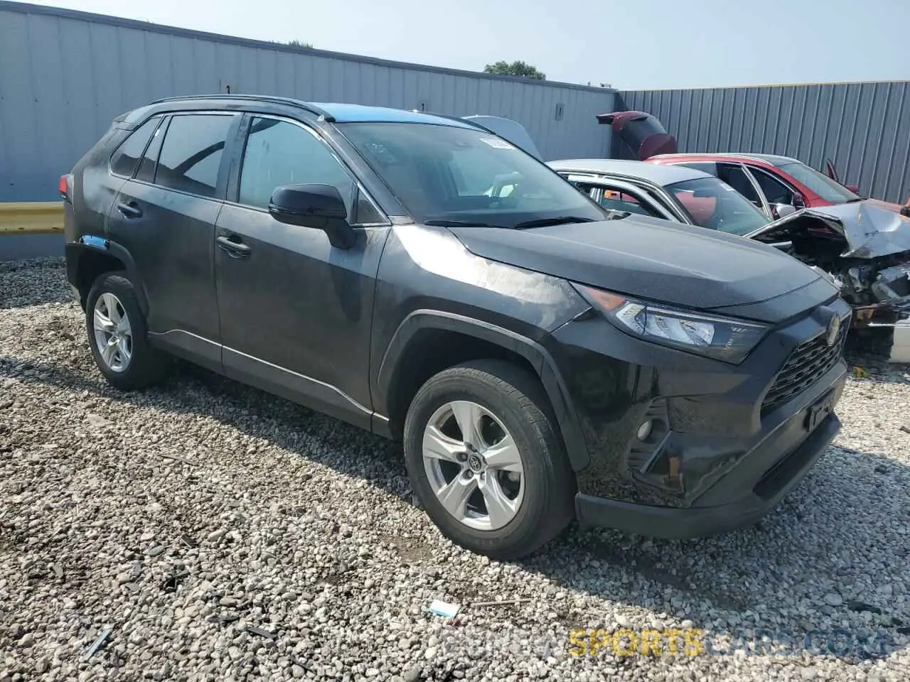 4 Photograph of a damaged car 2T3P1RFV2MW206067 TOYOTA RAV4 2021