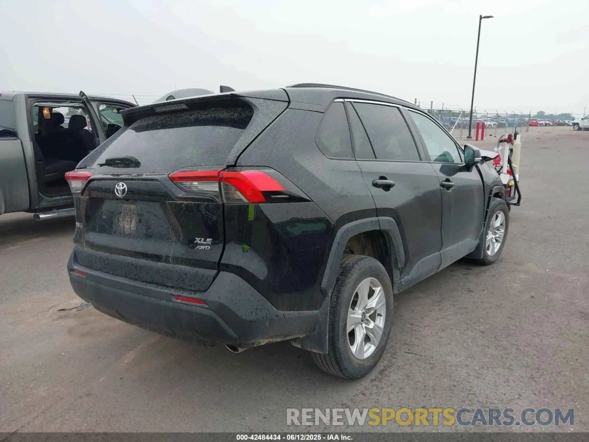 4 Фотография поврежденного автомобиля 2T3P1RFV2MW208496 TOYOTA RAV4 2021