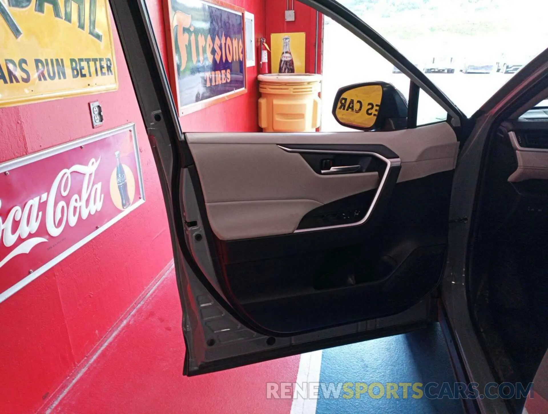 21 Фотография поврежденного автомобиля 2T3P1RFV2MW225640 TOYOTA RAV4 2021