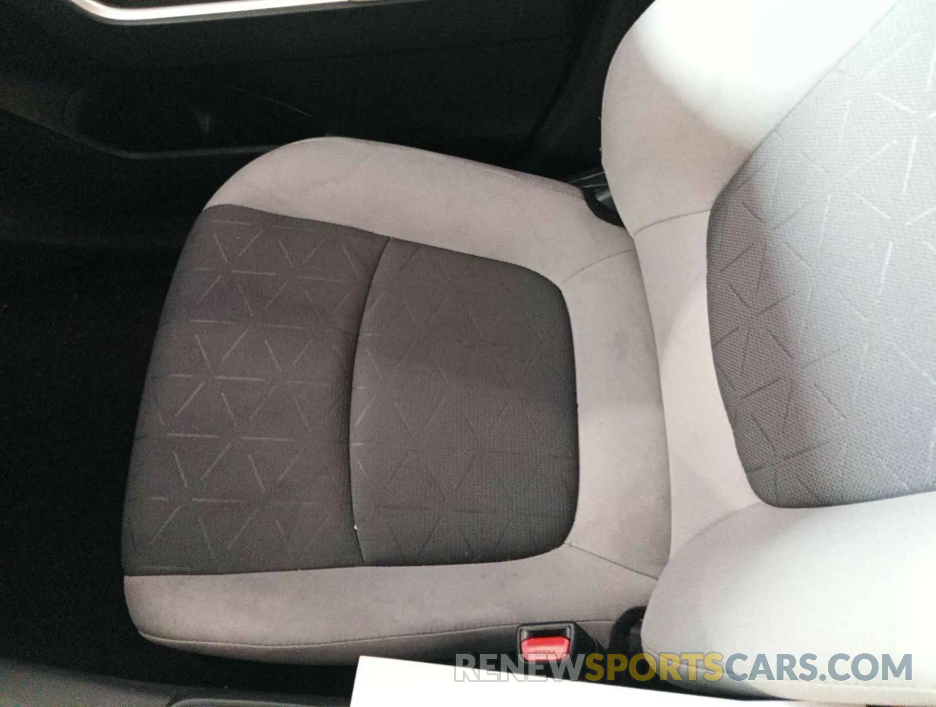 22 Фотография поврежденного автомобиля 2T3P1RFV2MW225640 TOYOTA RAV4 2021