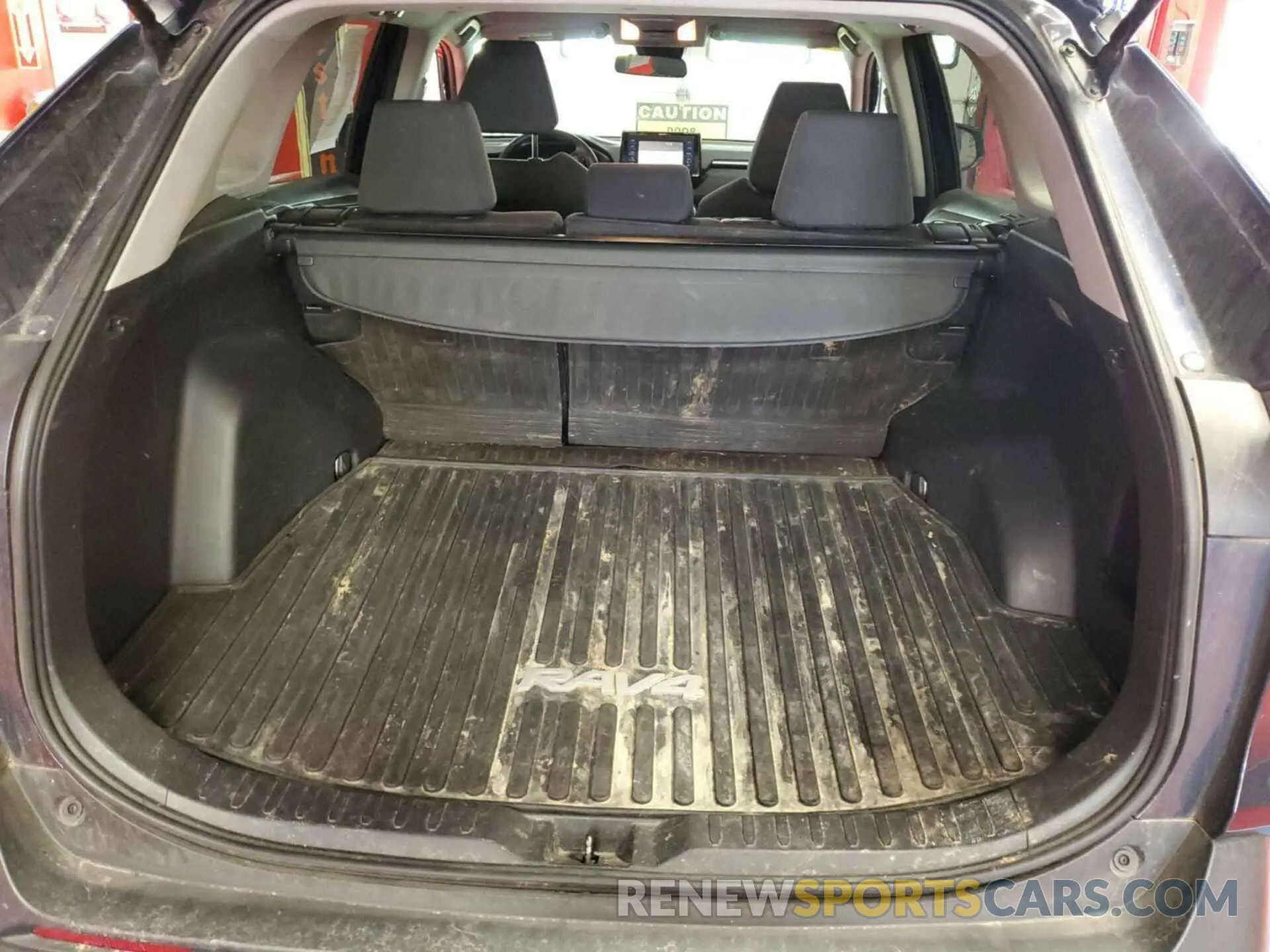 5 Фотография поврежденного автомобиля 2T3P1RFV2MW225668 TOYOTA RAV4 2021