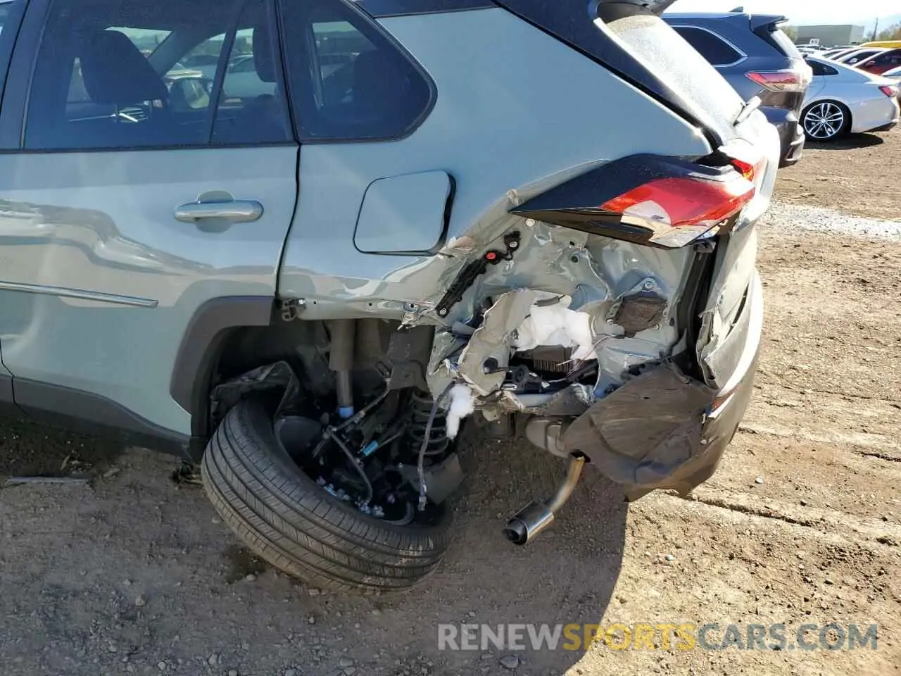 9 Photograph of a damaged car 2T3P1RFV3MC145653 TOYOTA RAV4 2021