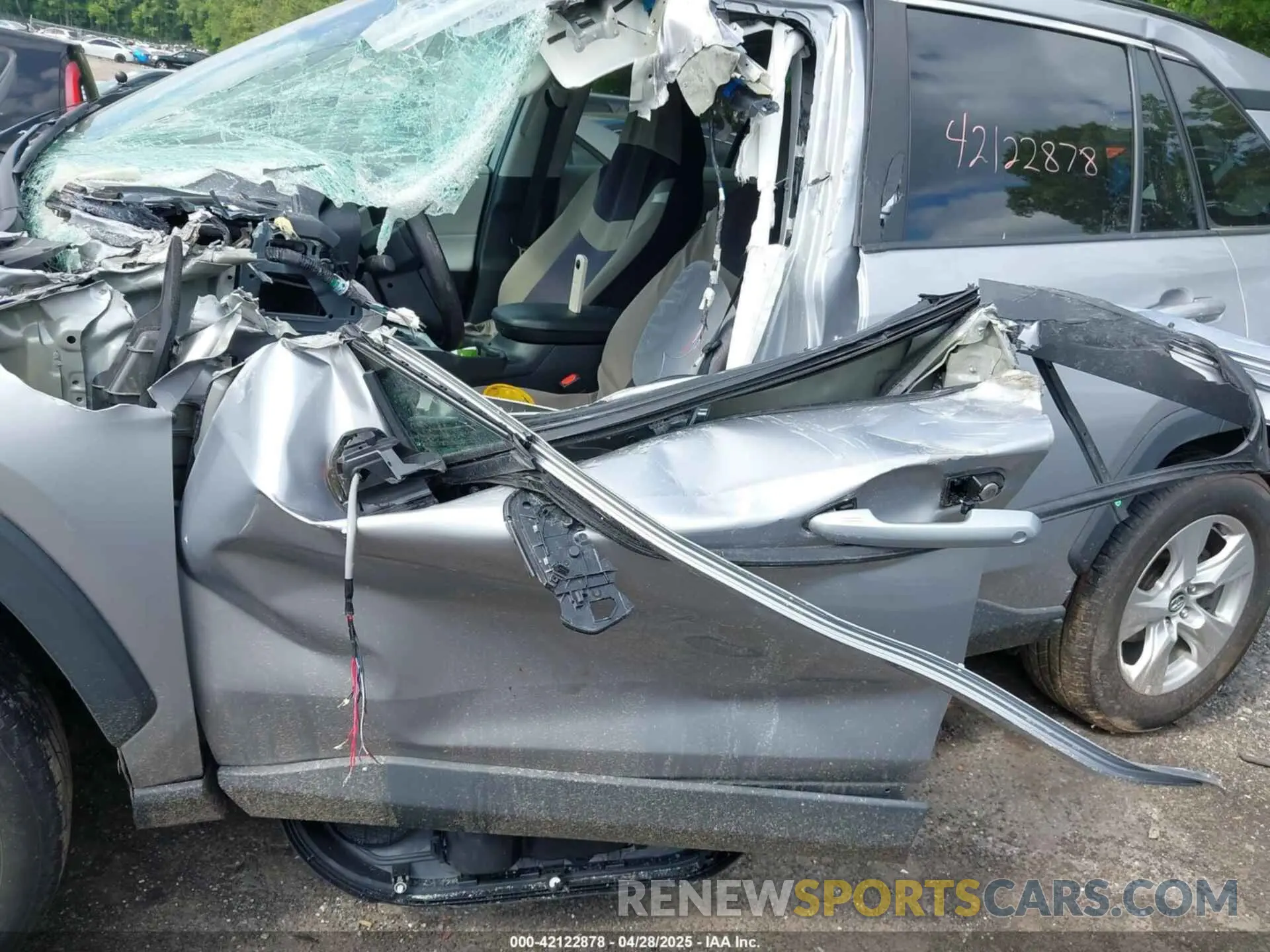 19 Фотография поврежденного автомобиля 2T3P1RFV3MC167877 TOYOTA RAV4 2021