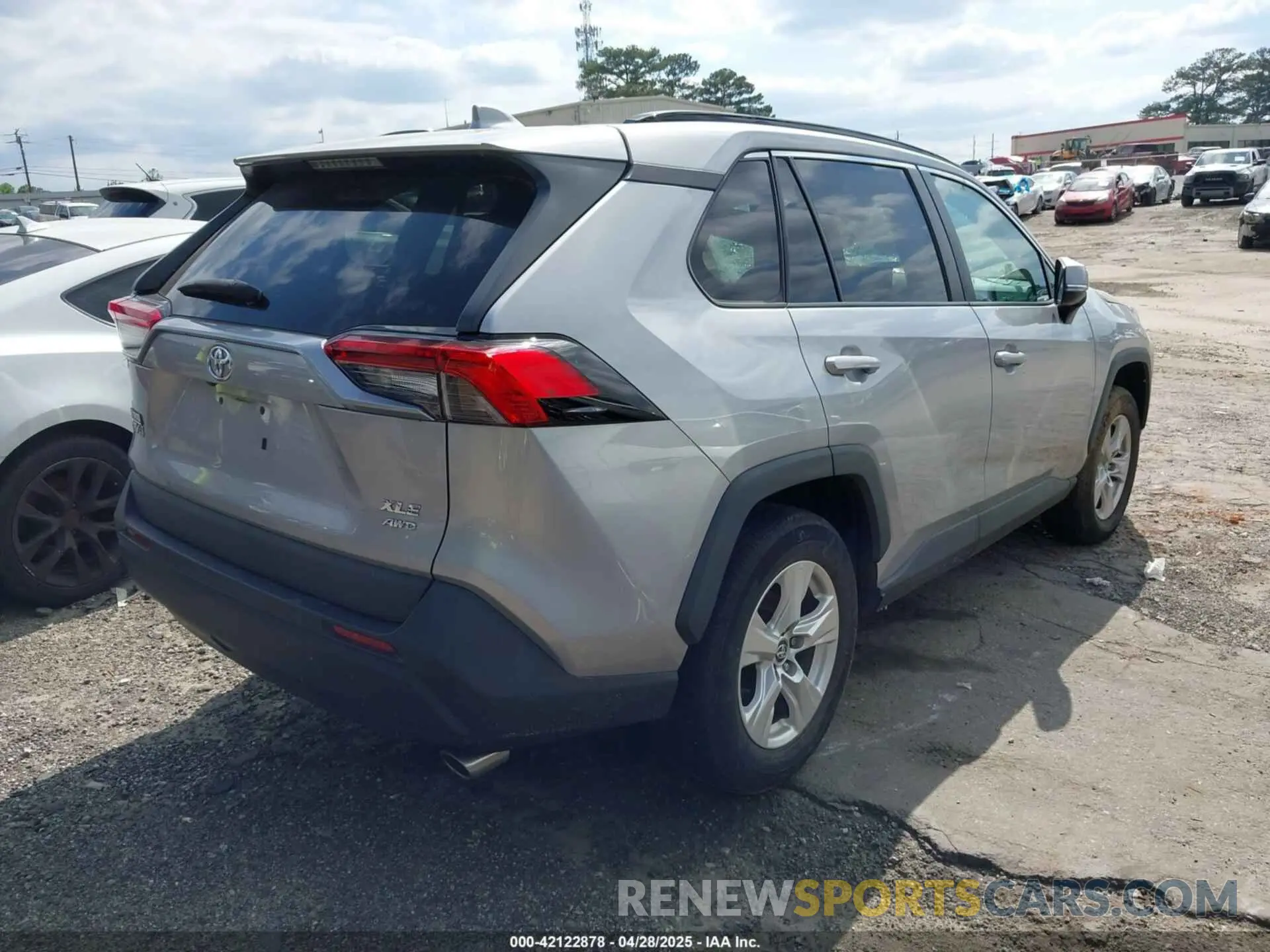 4 Фотография поврежденного автомобиля 2T3P1RFV3MC167877 TOYOTA RAV4 2021
