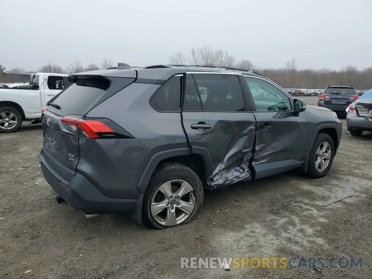 3 Photograph of a damaged car 2T3P1RFV3MC227382 TOYOTA RAV4 2021