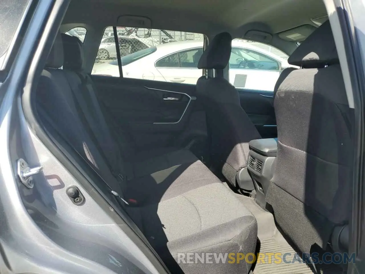 11 Фотография поврежденного автомобиля 2T3P1RFV3MC227849 TOYOTA RAV4 2021