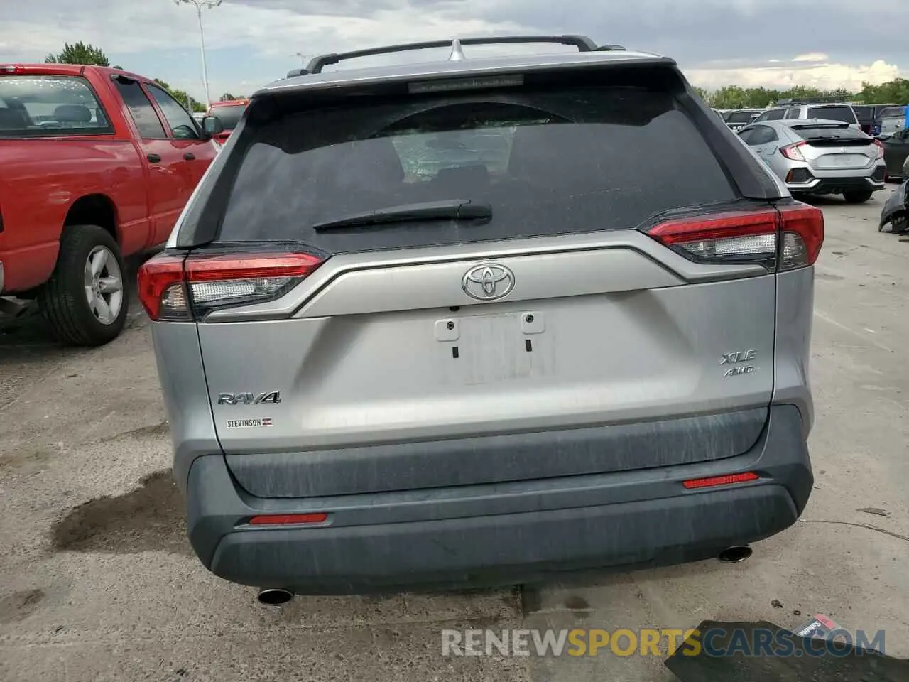 6 Photograph of a damaged car 2T3P1RFV3MC235370 TOYOTA RAV4 2021