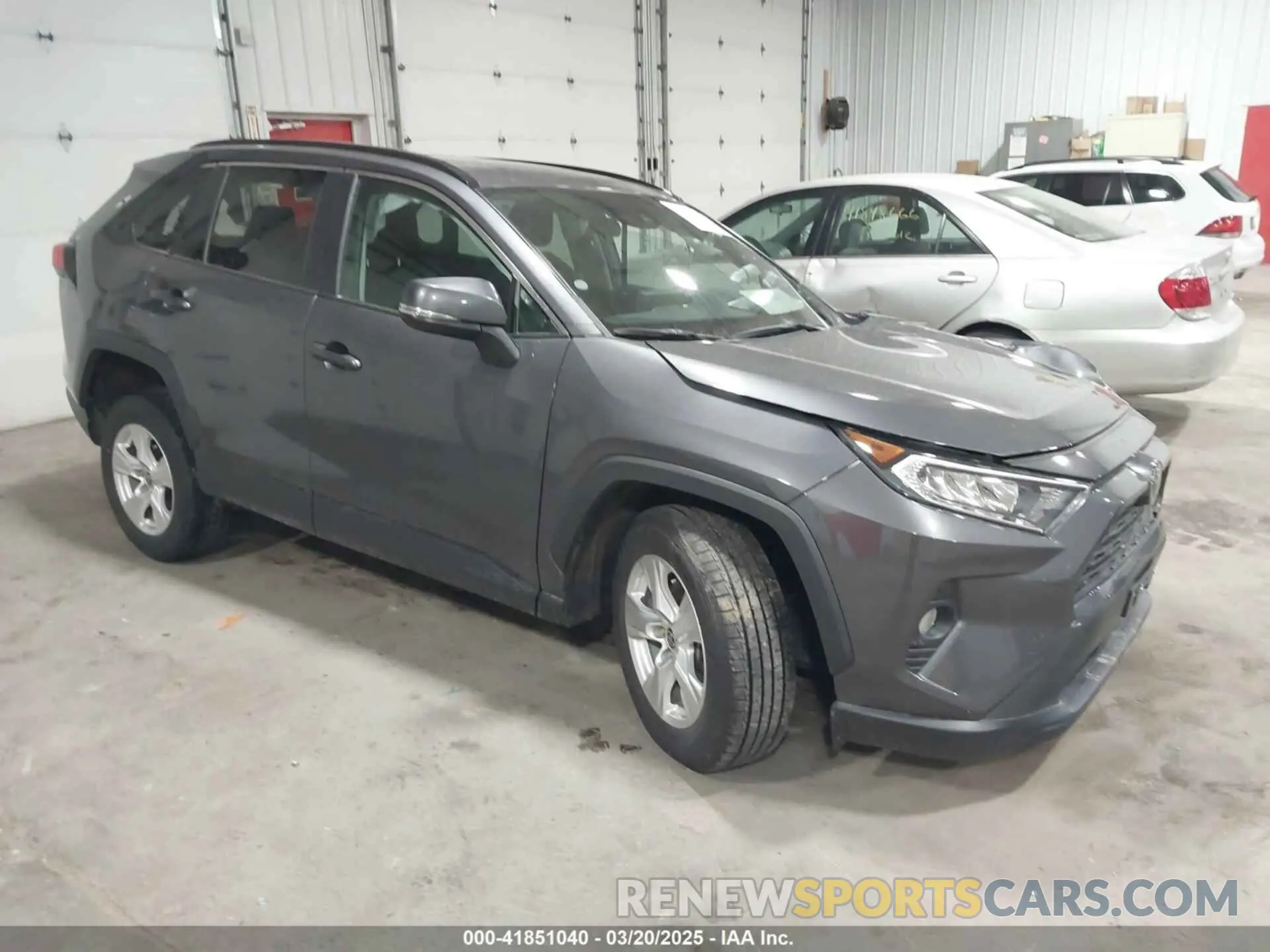 1 Photograph of a damaged car 2T3P1RFV3MW238302 TOYOTA RAV4 2021