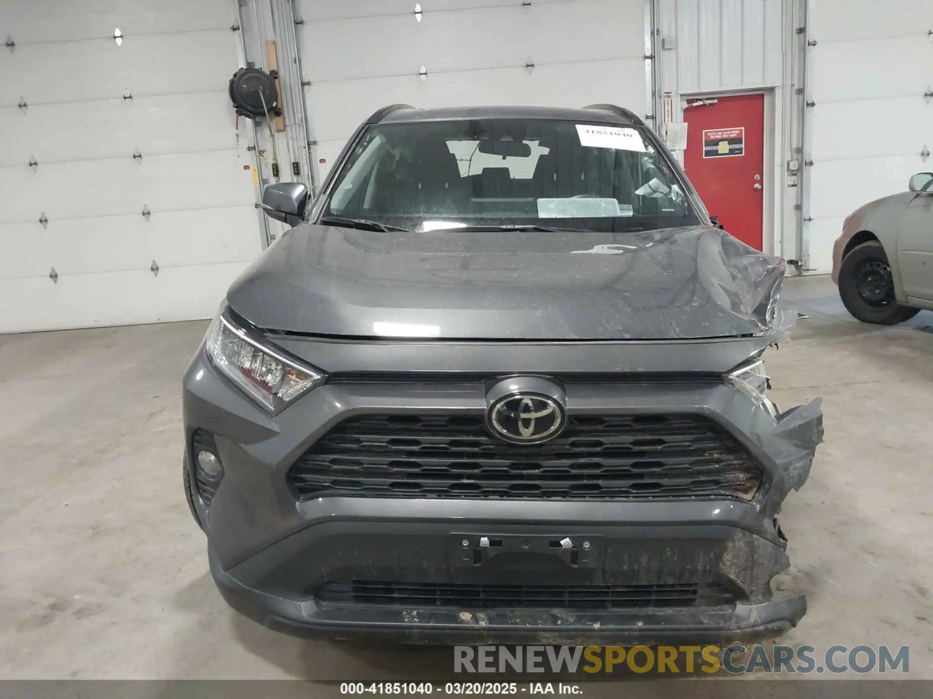 11 Photograph of a damaged car 2T3P1RFV3MW238302 TOYOTA RAV4 2021