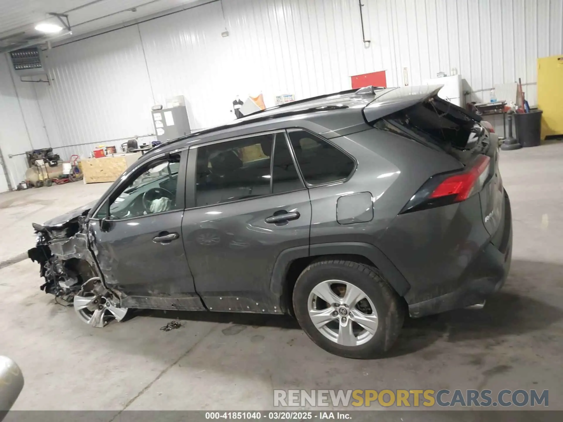 13 Photograph of a damaged car 2T3P1RFV3MW238302 TOYOTA RAV4 2021